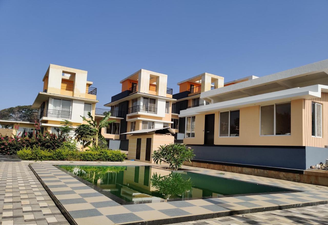 Royal Meadows - Igatpuri Bungalow B Экстерьер фото